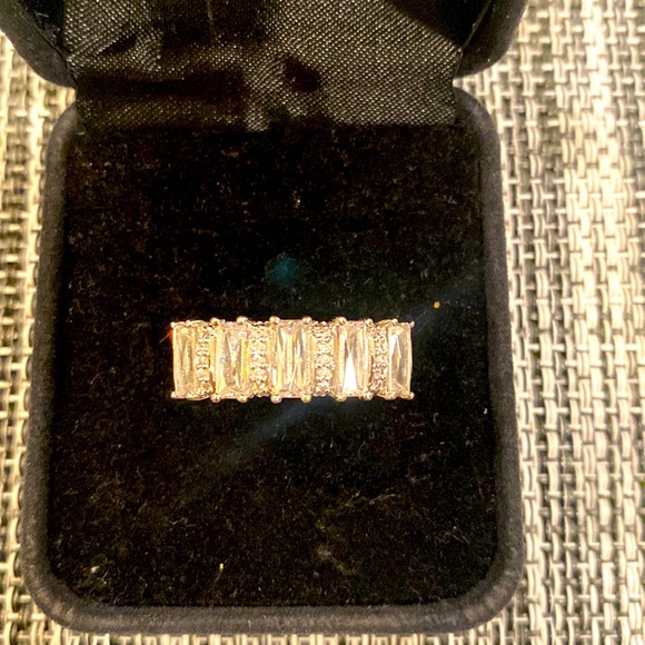 tycoon Jewelry Baguette Anniversary Band Five Sparkly Baguettes